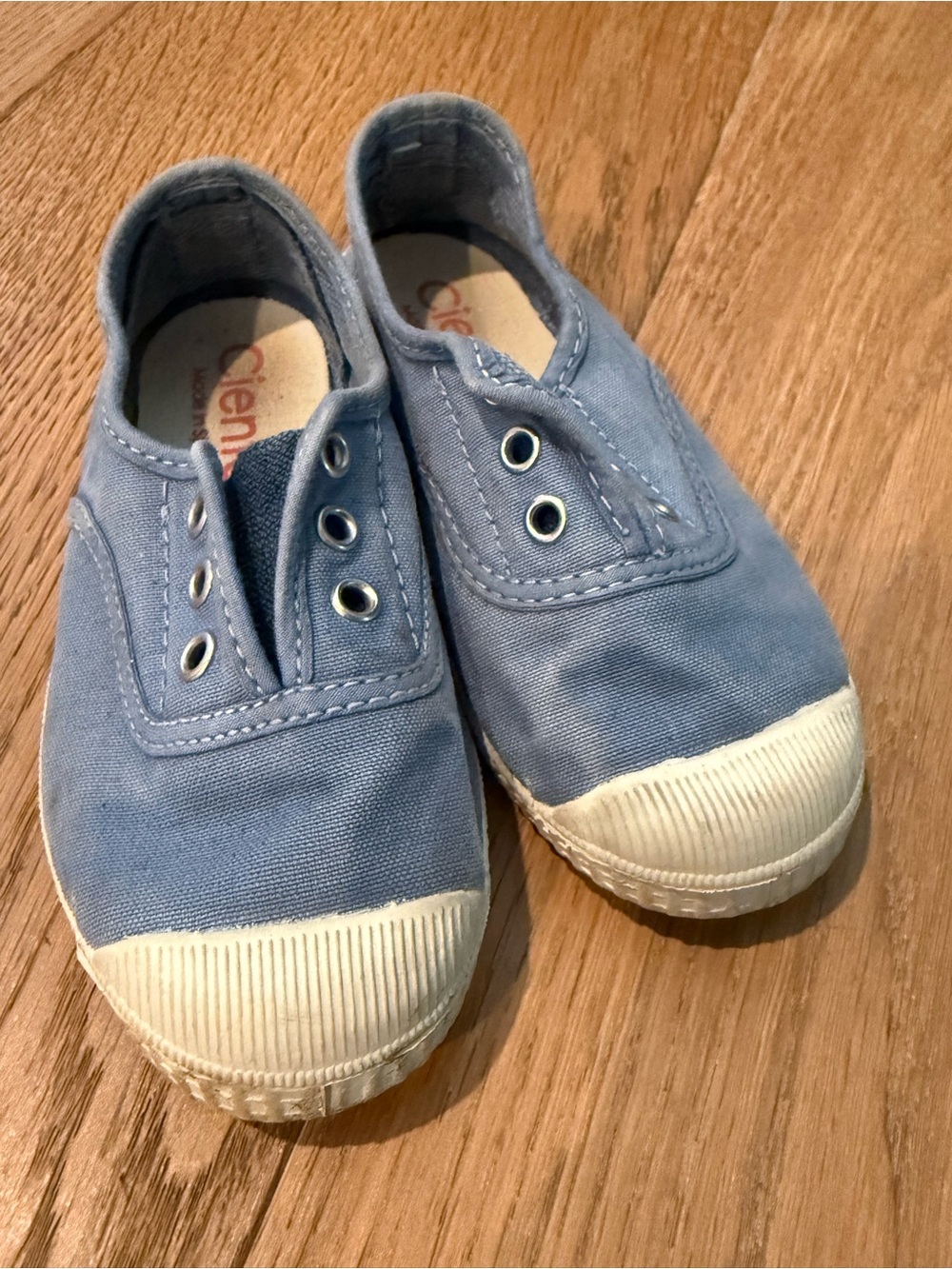 Cienta Kids Canvas Slip-On Sneakers in Light Blue with White Toe